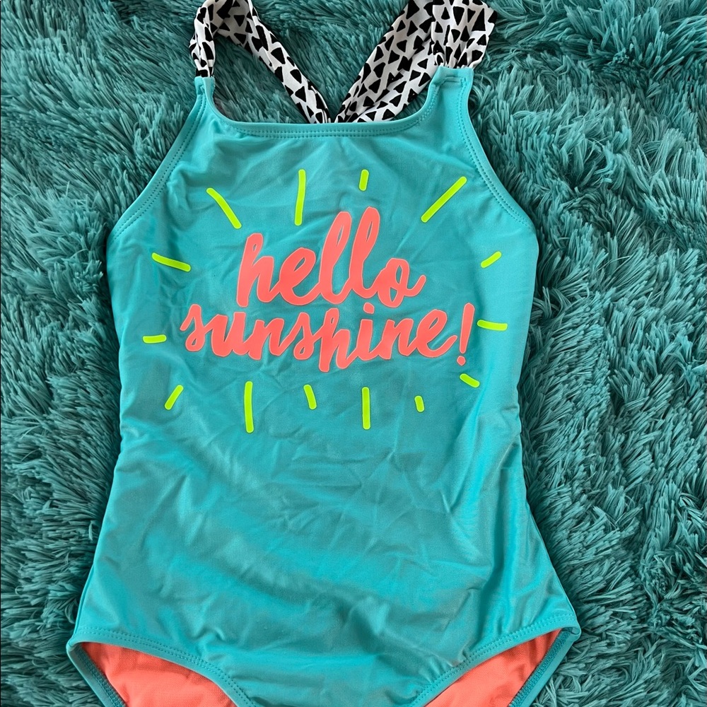 One piece fun in the sun